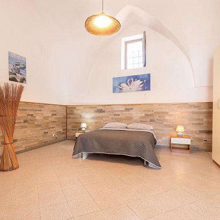 Riviera Dei Cigni - Comfort E Tranquillita Uggiano La Chiesa Exterior foto